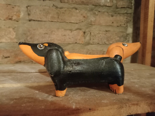 Maceta Perro Salchicha Cemento, Versión Mini. Negro Negro Y Fuego