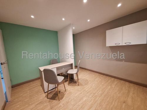 Local En Alquiler Urb Calicanto Maracay 25-17265
