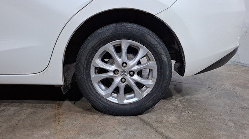 Mazda Mazda 2 1.5 I TOURING SEDAN AUTO