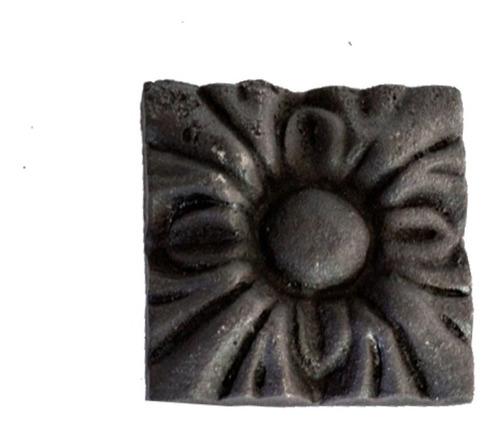 Florão Quadrado Em Ferro Fundido Decoração N07 8,5x8,5cm