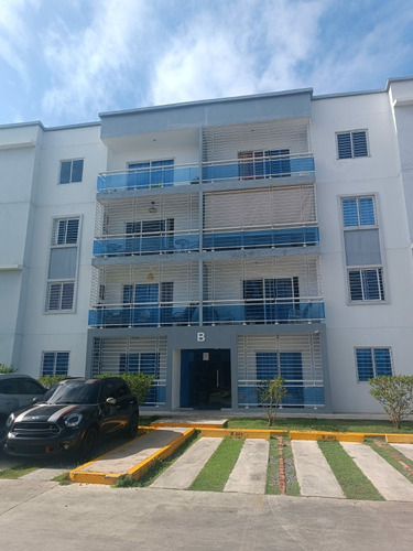 Apartamento En Venta 3er Nivel Residencial En Las Cayenas