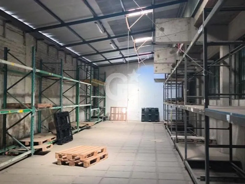Bodega En Arriendo O Venta  San Diego 940 Mts.