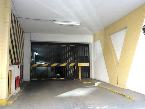 Imagen 3 de 4 de Cochera Fija Cubierta En Venta Belgrano