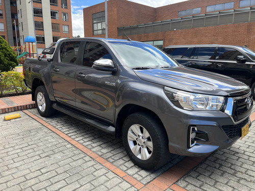 Toyota Hilux 2.4l