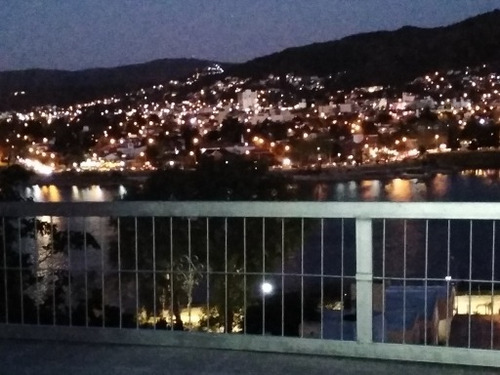 Promo!!! Alquiler Temporada Carlos Paz Con Pileta( Habilitar 15/12 Hasta 20/03) Y Frente Del Lago- Para 4-6 Perosnass