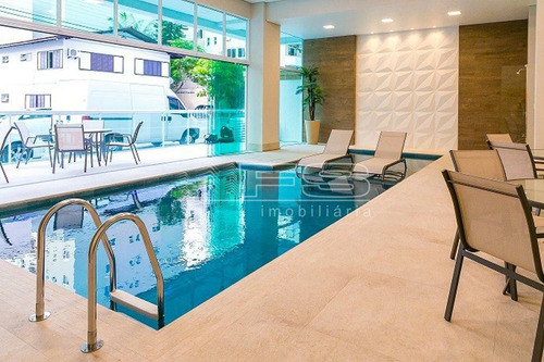 Imagem 13 de 15 de Apartamento No Via Del Mare 3 Suites Meia Praia - 4122