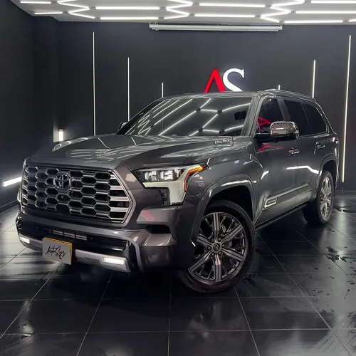 Toyota Sequoia 3.4 Capstone