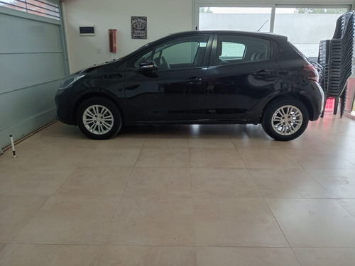Peugeot 208 1.5 Allure Smeg