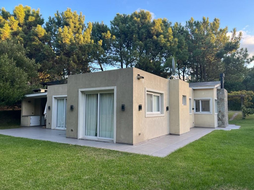 Casa En Venta En Barrio Residencial 1, Costa Esmeralda