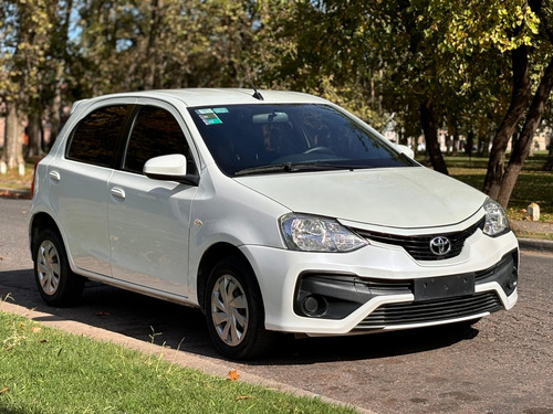Toyota Etios 1.5 Xs