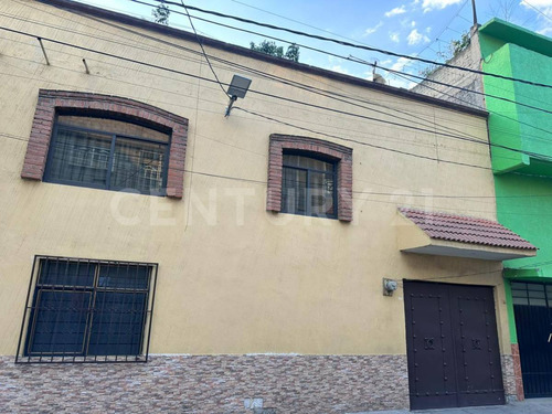 Casa En Venta En Renovación, Iztapalapa, Ciudad De México