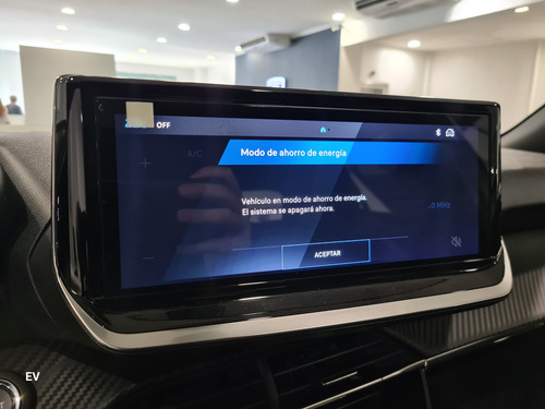 Peugeot 2008 1.0T Allure
