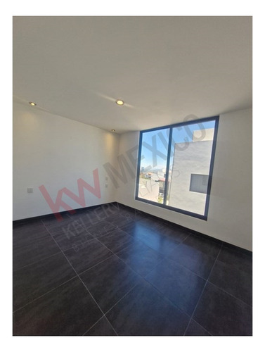 Casa En Venta En Nuevo Refugio Con Recámara En Planta Baja Con Baño