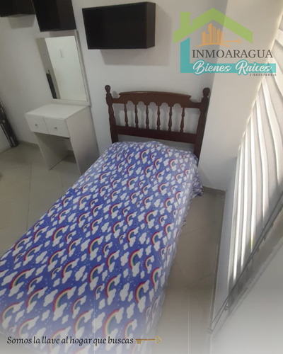 Apartamento En Venta Semiamoblado/urb. Andrés Bello/ Yp1390