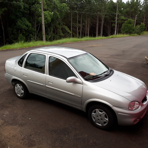 Chevrolet Corsa Sedan Millenium 2002 5 Portas 1.0