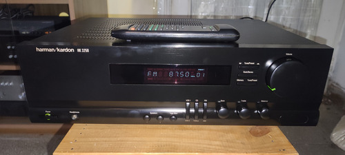 Sintoamplificador Stereo Harman Kardon Hk-3250 Excelente 40w Negro (Usado)