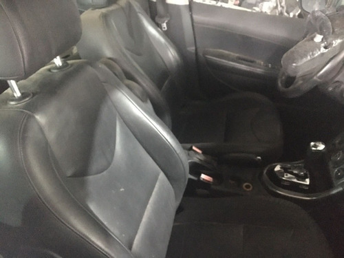 Imagen 15 de 20 de Peugeot 408 Sport 163cv