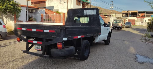 Imagen 7 de 12 de Ford F-350