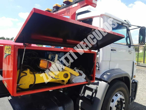 Vw 23210 Ano 2002 Modelo 2002 Rebocador Guindaste 2019