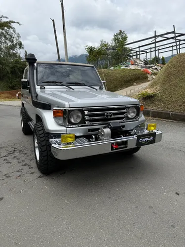 Toyota Land Cruiser 4.5 Fzj75 Macho