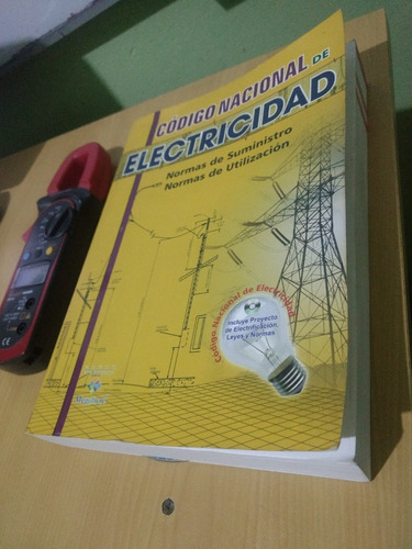 Imagen 4 de 9 de Electricista
