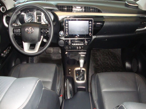 Toyota Hilux 2.8 Cd Srx 177cv 4x2 At