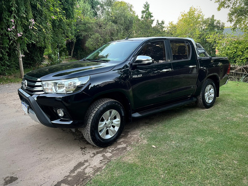 Toyota Hilux Pick-Up 2.8 Cd Srv 177cv 4x2
