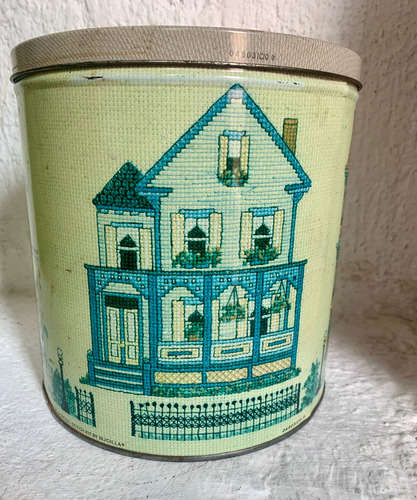 Antiguo Bote Galletero Casa Victorianas Bordadas (Usado)