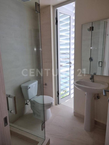 Imagen 23 de 30 de ¡oportunidad Única! Vida Sofisticada Junto Al Mar Sls Cancún. C3153