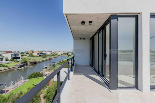 Casa En Venta En El Yacht, Nordelta, Tigre