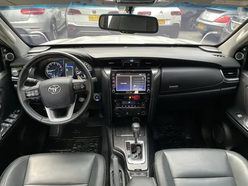 Toyota Fortuner 4.0l Srv Tp 4000cc 7ab 4x4 Tc