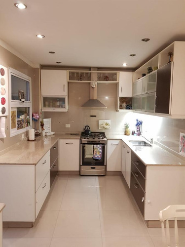Imagen 15 de 19 de Venta Departamento 4 Ambientes Con Patio En Belgrano Luminoso