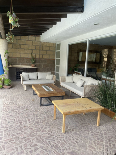 Casa En Venta En Huertas La Joya Queretaro, Con Alberca Y 4 Recamaras.