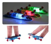 Comprar Mini Skates Patinetas Para Dedos Finger Con Luz Kit X 1
