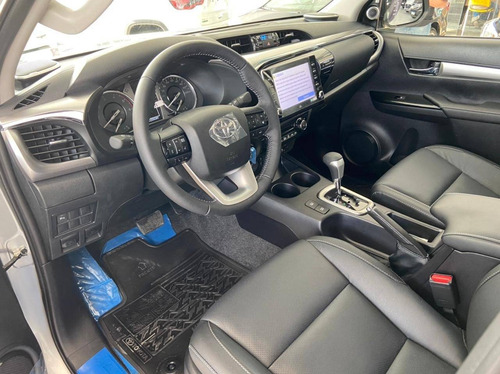 Imagem 9 de 11 de Toyota Hilux 2.8 D-4d Turbo Diesel Cd Srx 4x4 Automático