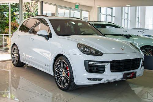 Porsche Cayenne Gts
