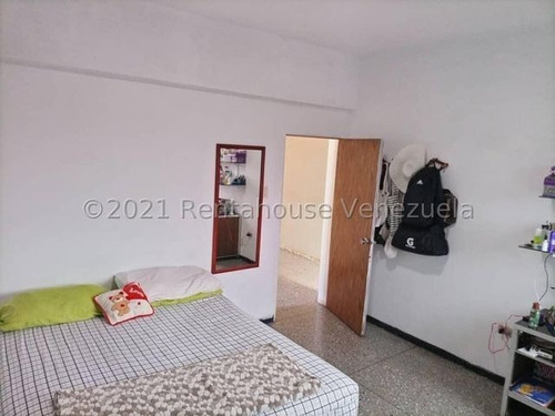 Imagen 27 de 30 de Apartamento En Venta Sector Centro De Barquisimeto Código 23- 18635 Keylen León Rah