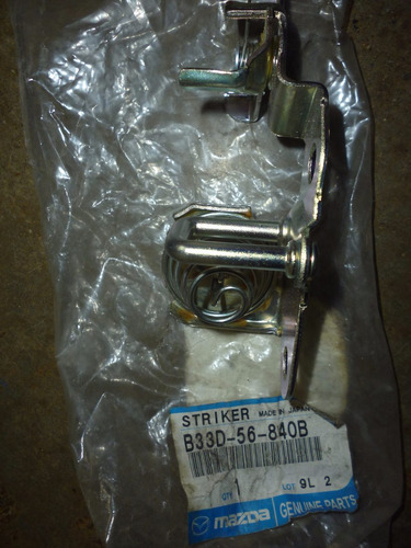 Striker B33d-56-840b Compuerta Trasera Mazda 3