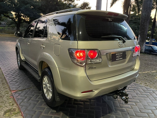Imagem 6 de 11 de Toyota Hilux Sw4 Srv 3.0 Turbo 4x4 At