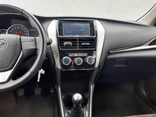 Imagen 14 de 15 de Toyota Yaris 2019 4p Sedn S L4/1.5 Man