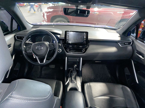 Imagen 22 de 25 de Toyota Corolla Cross 2022