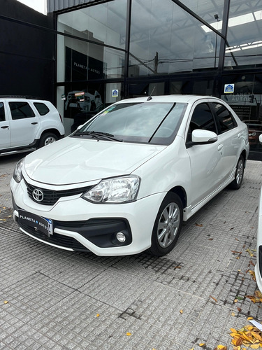 Toyota Etios 1.5 Sedan Xls l18