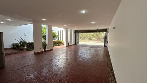 Casa Equipada De Tres Recamaras Em Vida Verde, Cholul.