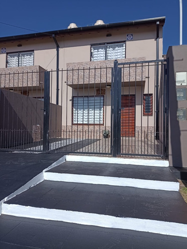 Imagen 2 de 15 de Duplex De Categoría Mar De Ajó Norte- 10 Pers. Temporada 2023