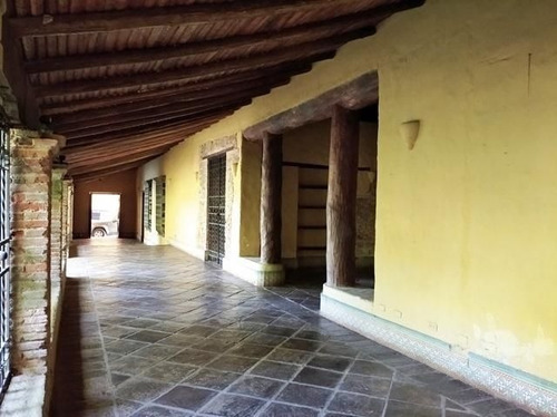 Imagen 2 de 15 de Hacienda O Club En Venta En Parque Caiza