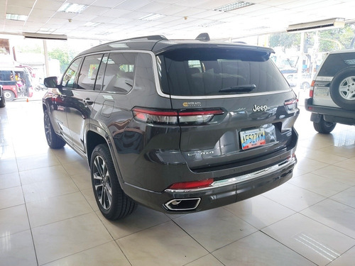 Imagen 4 de 18 de Jeep Grand Cherokee Overland