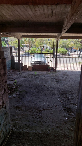 Venta Lote Ideal Para Emprendimiento Inmobiliario En Ramos Mejia. Excelente Ubicacion. Se Escuchan Ofertas