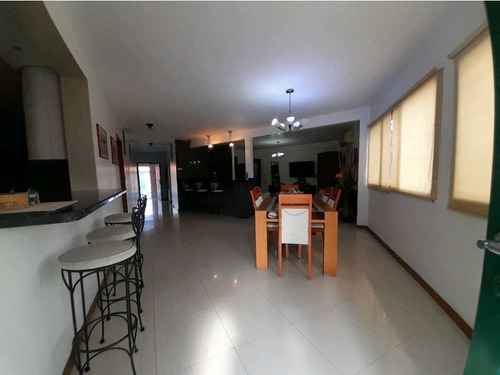 Vendo Casa 350m2 El Marqués 6479