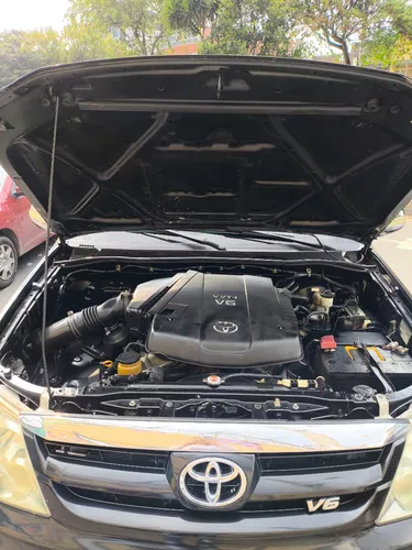 Toyota Fortuner 4.0 Sr5