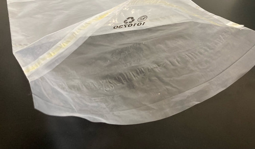 Imagen 2 de 3 de Bolsa Transparente 32x40cm X5 Solapa 100u Con Portaguias
